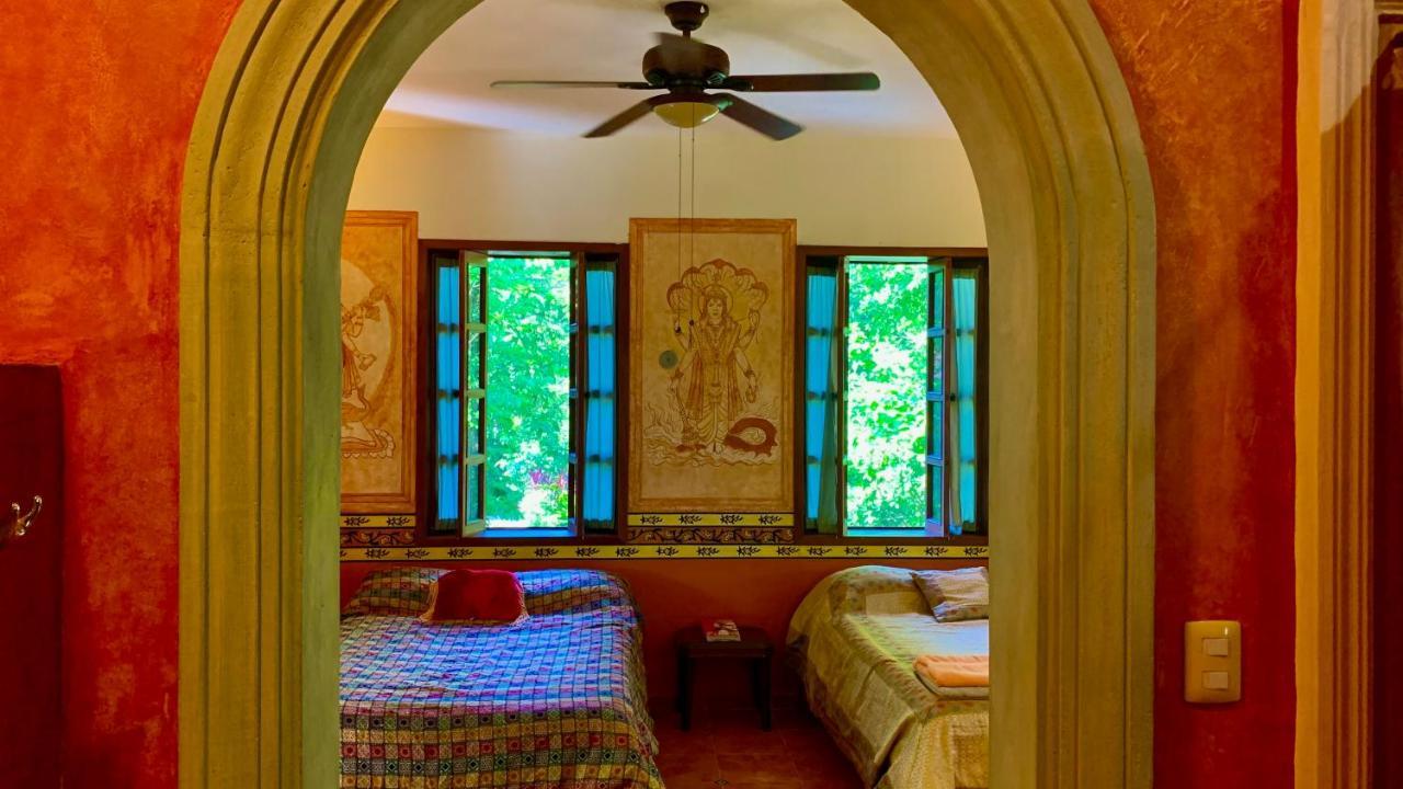Gardenhotel Macan Che B&B Izamal Eksteriør bilde